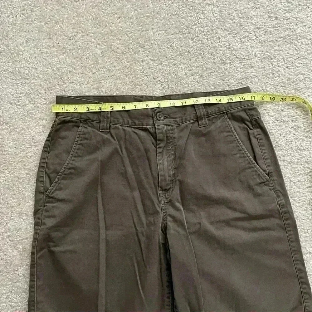 The North Face Men’s Shorts Olive Green Men’s Size 34 Long style#AU8W Outdoor